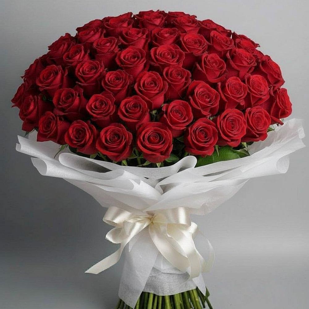 Букет 101 Красная роза Блэк Мэджик в Шебекино