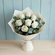 Букет Белые розы в Эвкалипте в Шебекино